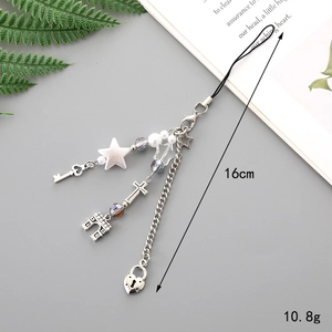 Silver retro heart beaded keychain with star, key, and arch charms for phones and bags