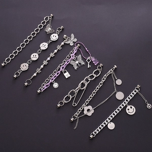 Y2K Cool Alloy Butterfly Smiley Bear Charm Bracelet Set Punk Metal Chain Phone Case Accessory For Women Trendy Jewelry