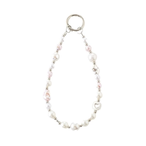 Porte-clés élégant en perles avec cristaux roses et breloque en forme de cœur évidé