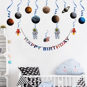 Weltraum Astronaut und Planeten Geburtstagsparty Wanddeko mit Happy Birthday Banner