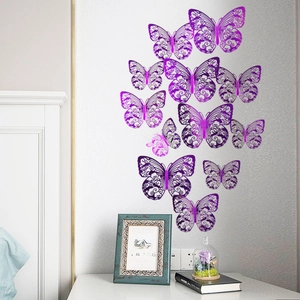Detail von 12 lila 3D Schmetterling Wandaufklebern mit filigranen Blumen-Ausschnitten