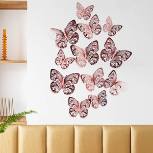 Detailansicht der 3D-Hohl-Schmetterling-Wandaufkleber in Roségold-Perlglanzpapier-Optik