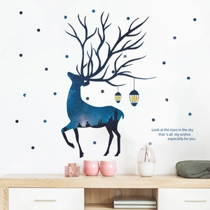 Moderner Wandaufkleber mit Sternenhimmel-Hirsch und Laternen für die Schlafzimmerwand