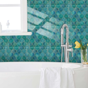 Piastrelle adesive verde smeraldo stile marocchino per cucina e bagno moderno