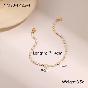 Elegantes 18K vergoldetes Tennisarmband mit funkelndem Herzanhänger und runden Zirkonia
