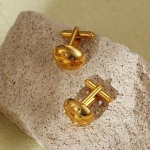 Western Fashion Stainless Steel Hollow Heart Cufflinks Gold Plated Heart Pattern French Shirt Cufflinks For Men Women Jewelry