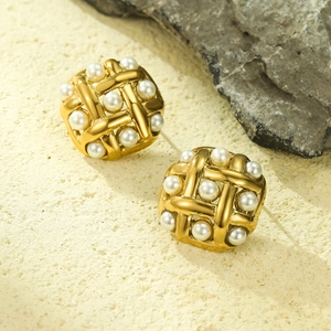 Orecchini a Bottone Quadrati Intrecciati con Künstliche Perle in Acciaio Inossidabile Placcato Oro 18K Vintage Francese Gioielli Donna