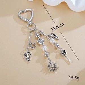 Y2K silver metal butterfly star keychain with heart clasp and pearls, 11.6cm long charm