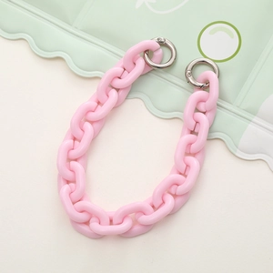 Catena in acrilico rosa smerigliato con anelli in metallo per borse e custodie per cellulari
