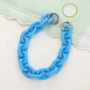 Himmelblaue Acryl-Kette mit silbernen Federringen für DIY Handyhüllen oder Taschen