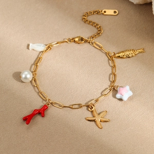Bracciale oceano in acciaio inossidabile dorato con ciondoli a corallo e stella marina