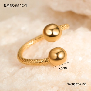Close-up of golden titanium steel woven ring featuring dual 0.7cm beads and 4.6g weight