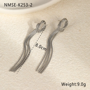 Silver knot tassel earrings with multi-strand chains, 8cm long and 9g weight detail