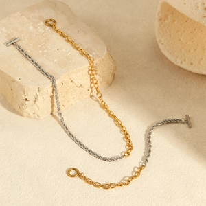 Collar de cadena bicolor en acero inoxidable oro y plata con cierre de barra y aro