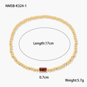 Spécifications de taille pour un bracelet perlé doré avec pierre rectangulaire rouge