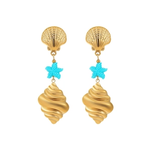 Golden starfish and seashell drop earrings in stainless steel for beach vacations
