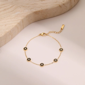 Elegante 18K vergulde roestvrijstalen armband met zwarte schelp en zirkoon bedeltjes