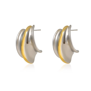 Minimalistische gewellte mehrlagige Ohrstecker in Gold und Silber zweifarbigem Design