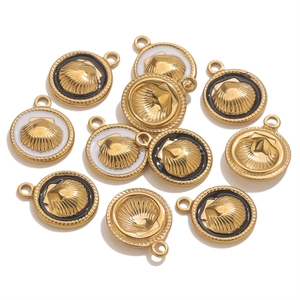 Détail de pendentifs ronds en acier inoxydable avec émail pour création de bijoux