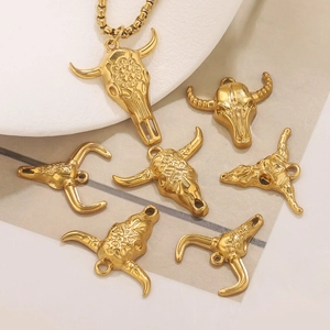 Ciondolo Vintage a Forma di Teschio di Toro in Acciaio Inossidabile per Fai da Te Testa di Animale Cowboy per Collana Bracciale Finitura Antica