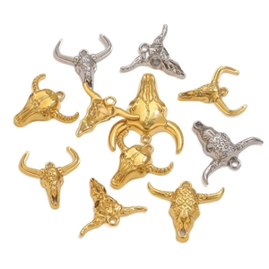 Ciondoli a forma di teschio di toro in oro e argento per gioielli fai da te boho