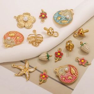 Conjunto de colgantes DIY de acero de titanio vintage francés con esmalte y perlas