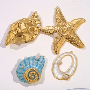 Set de dijes océano DIY con caracola dorada y estrella de mar para crear bisutería