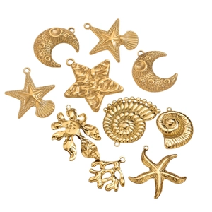 Gold vacuum plated stainless steel ocean theme star and moon pendant jewelry charms