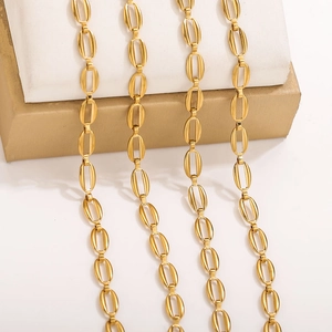 Polished 18K gold plated stainless steel O-chain necklace with hollow oval links