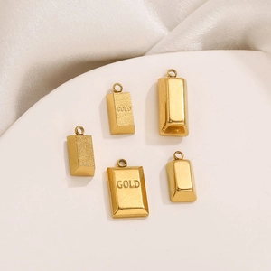 Cinq pendentifs lingots d'or en acier inoxydable poli avec gravure GOLD pour bijoux