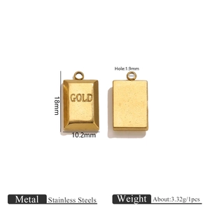 Dimensions détaillées d'un pendentif lingot en acier inoxydable plaqué or poli DIY