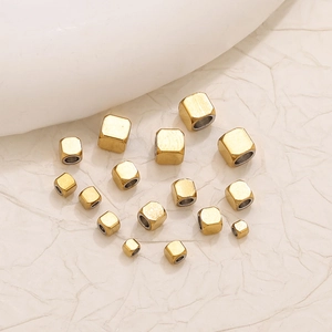 Perles cubiques dorées en acier inoxydable pour la création de bracelets et de colliers