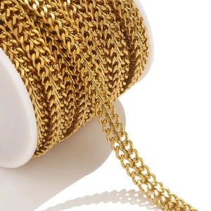 18K vergoldete Edelstahl-Gliederkette auf weißer Spule für DIY-Schmuckherstellung