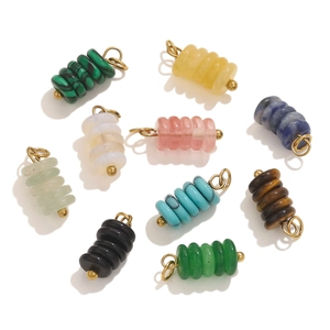 Detailliertes Set aus Naturstein-Säulenanhängern mit Goldschlaufe inklusive Tigerauge und Quarz