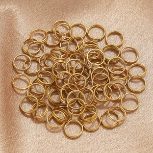 Macro view of gold plated stainless steel double split rings for jewelry making