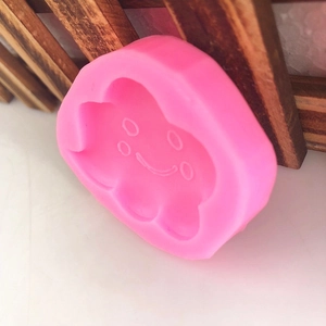 Pink silicone cloud mold with smiling face for DIY fondant cake and chocolate baking