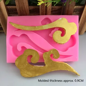 Pink cloud shape silicone mold for DIY cake fondant and chocolate baking crafts
