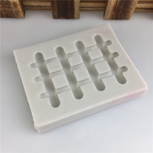 White silicone picket fence mold for DIY fondant cakes and chocolate decorating crafts