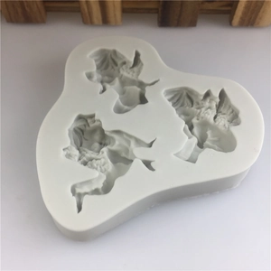 Moule en silicone DIY avec trois anges ailés pour gâteaux en fondant et chocolats