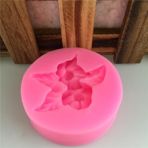 Rosa kreisförmige Silikonform mit Blumenmuster für handgemachte Seifen und Kerzen