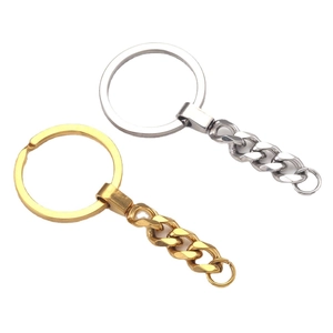 Polished 30mm stainless steel keyrings with flat ring and thick curb chains in gold and silver