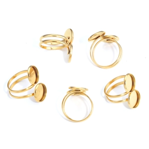 Vista detallada de bases de anillo de 12mm de acero inoxidable dorado para bisutería DIY