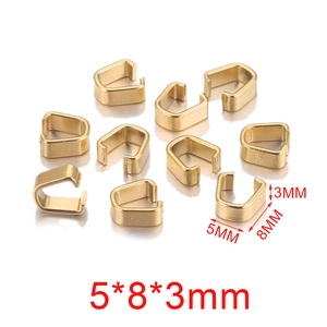 Detailweergave van 5x8x3mm gouden roestvrijstalen U-vormige haken voor DIY-sieraden