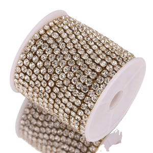 Glinsterende kristallen strass-ketting op spoel voor DIY kledingaccessoires en mode