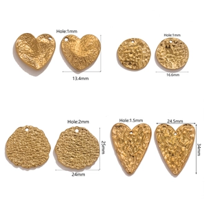 Goldene Edelstahlanhänger mit Hammerschlag-Textur für DIY-Schmuckherstellung