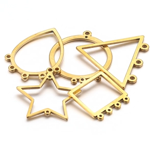 Connecteurs de Boucles d'Oreilles Géométriques en Acier Inoxydable Ajourés pour Fabrication de Bijoux DIY Breloques Étoile Triangle Cercle Carré Goutte