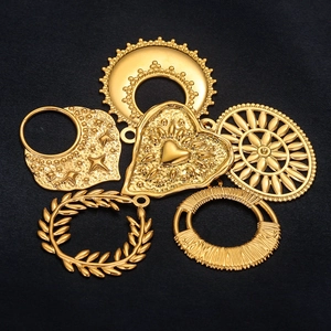 Pendentifs Géométriques en Acier Inoxydable Forme Cœur Couronne Ronde Ovale pour Création de Bijoux DIY Accessoires Or Argent