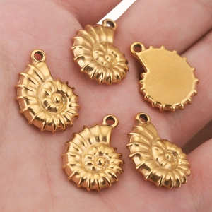 Poliertes Gold-Conch-Spiralanhänger aus Edelstahl für DIY-Schmuckhalsketten