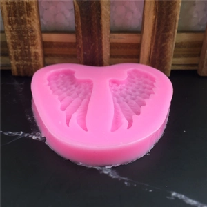 Moule en silicone ailes d'ange rose pour savon artisanal et décoration de gâteaux