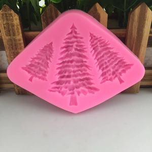 Silikonform in Rosa für Mini-Weihnachtsbäume, ideal für Fondant und Kuchendekoration